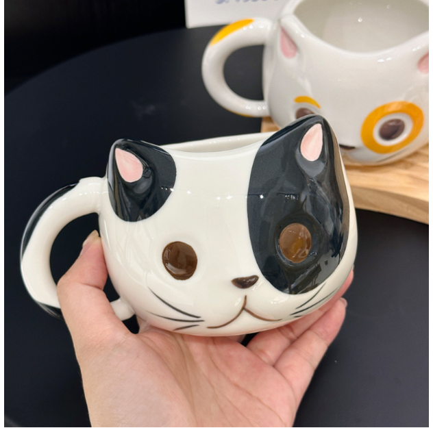 Adorable Spotted Baby Kitten Ceramic/Pottery Mug (430ml/14.54oz)