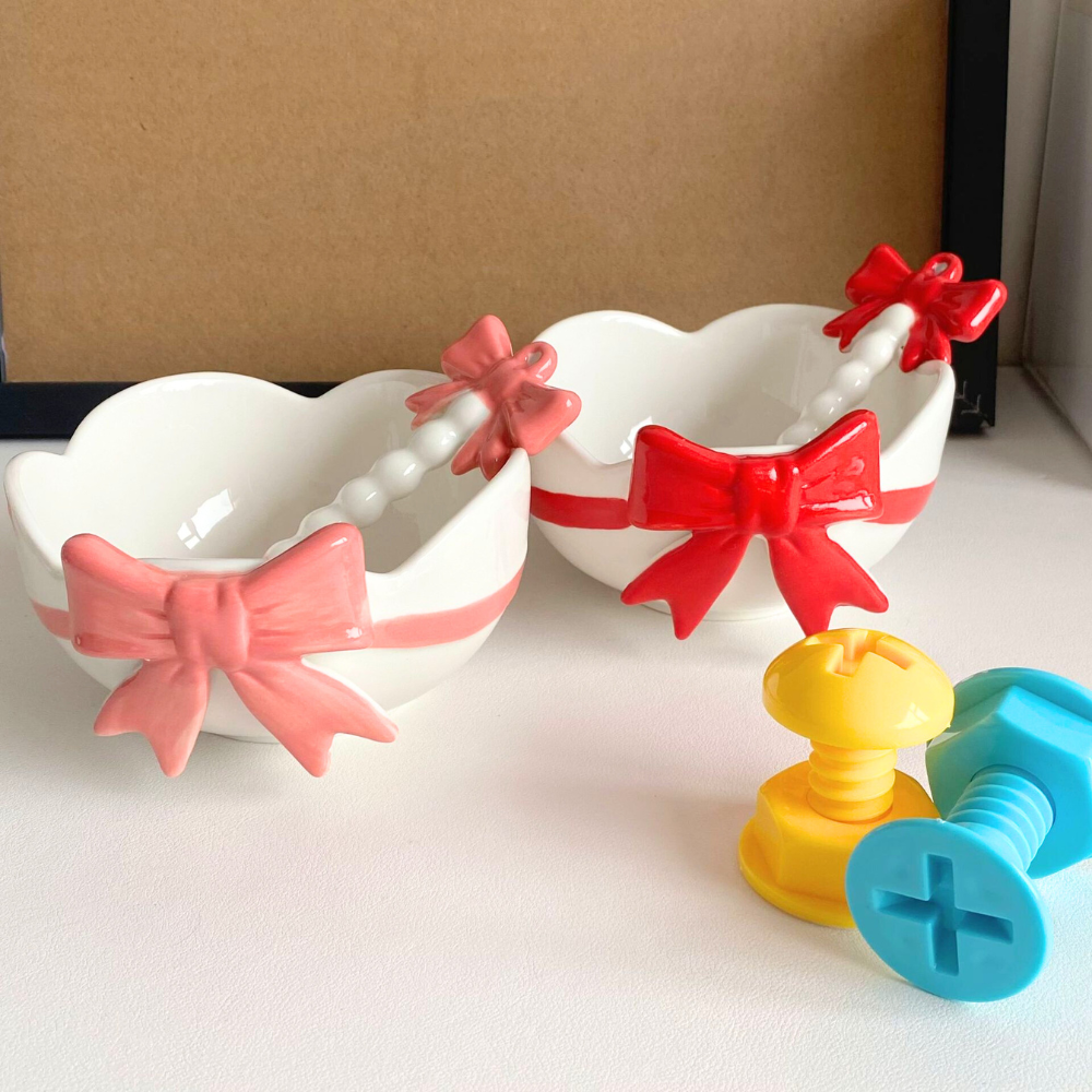 Lovely Ribbon Bowl with Spoon for Cereal/Soup/Stew/Rice/Noodle (500ml/16.90oz)