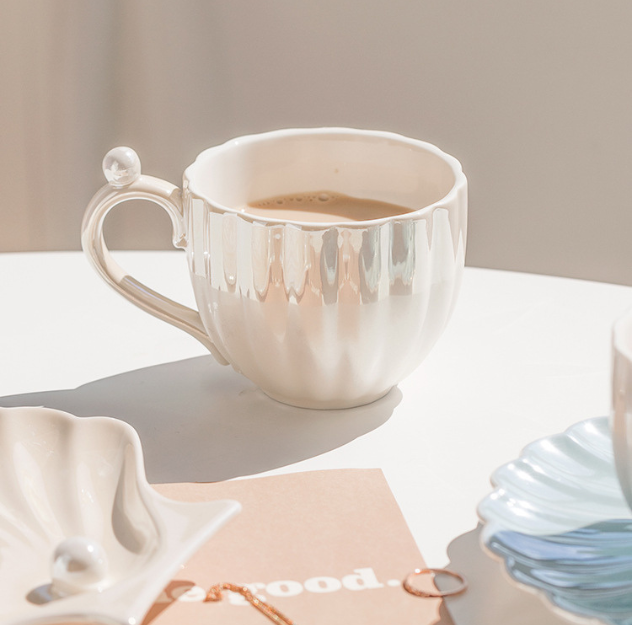 Seashell Mug Cup with a Seashell Saucer, Perfect for the Beach (240ml/8.11oz)